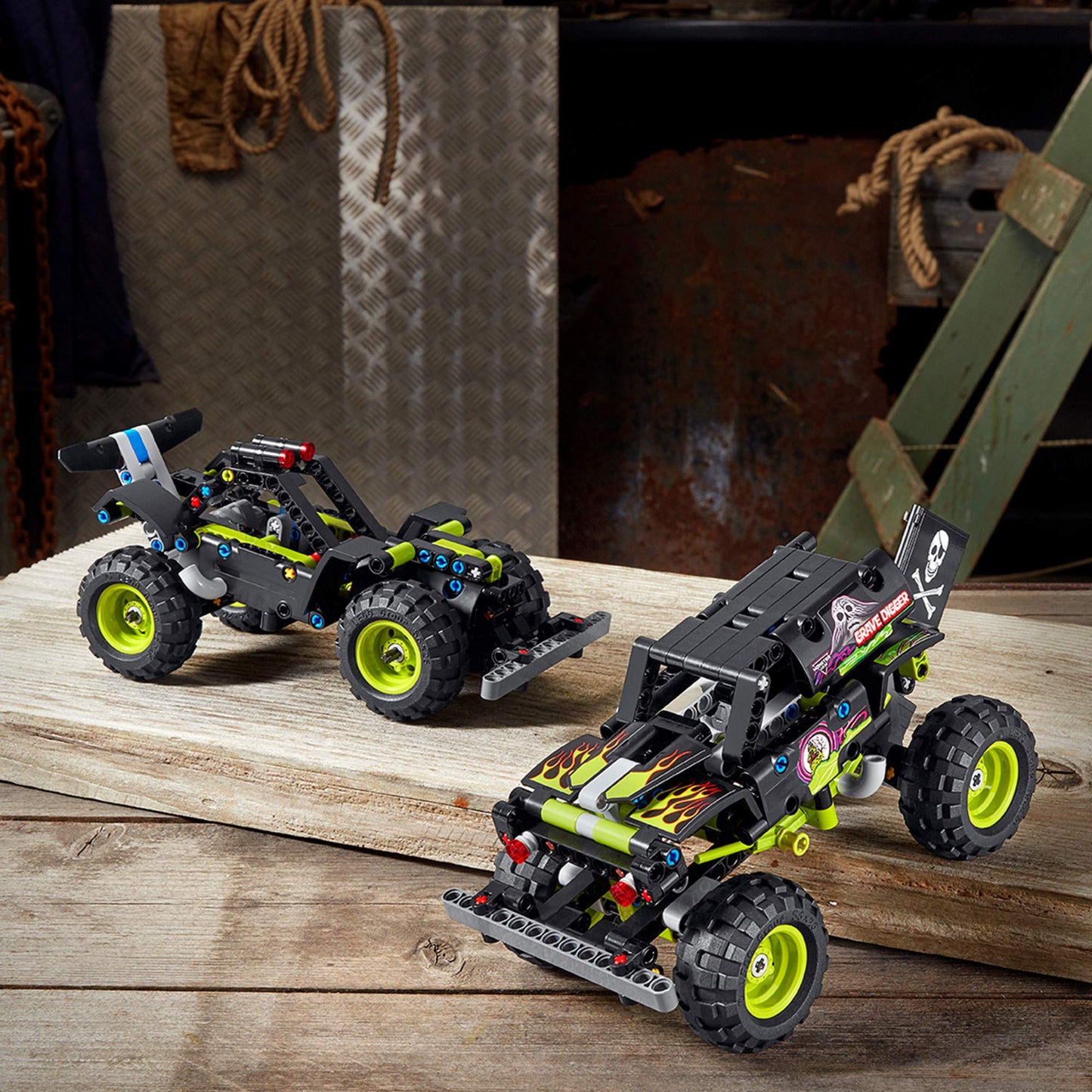 LEGO Technic Monster Jam Grave Digger 42118 Set - Truck Toy to Off-Road Buggy, Pull-Back Motor, Vehicle Building and Learning Playset, Gift for Grandchildren or Any Monster Truck Fans Ages 7 and Up